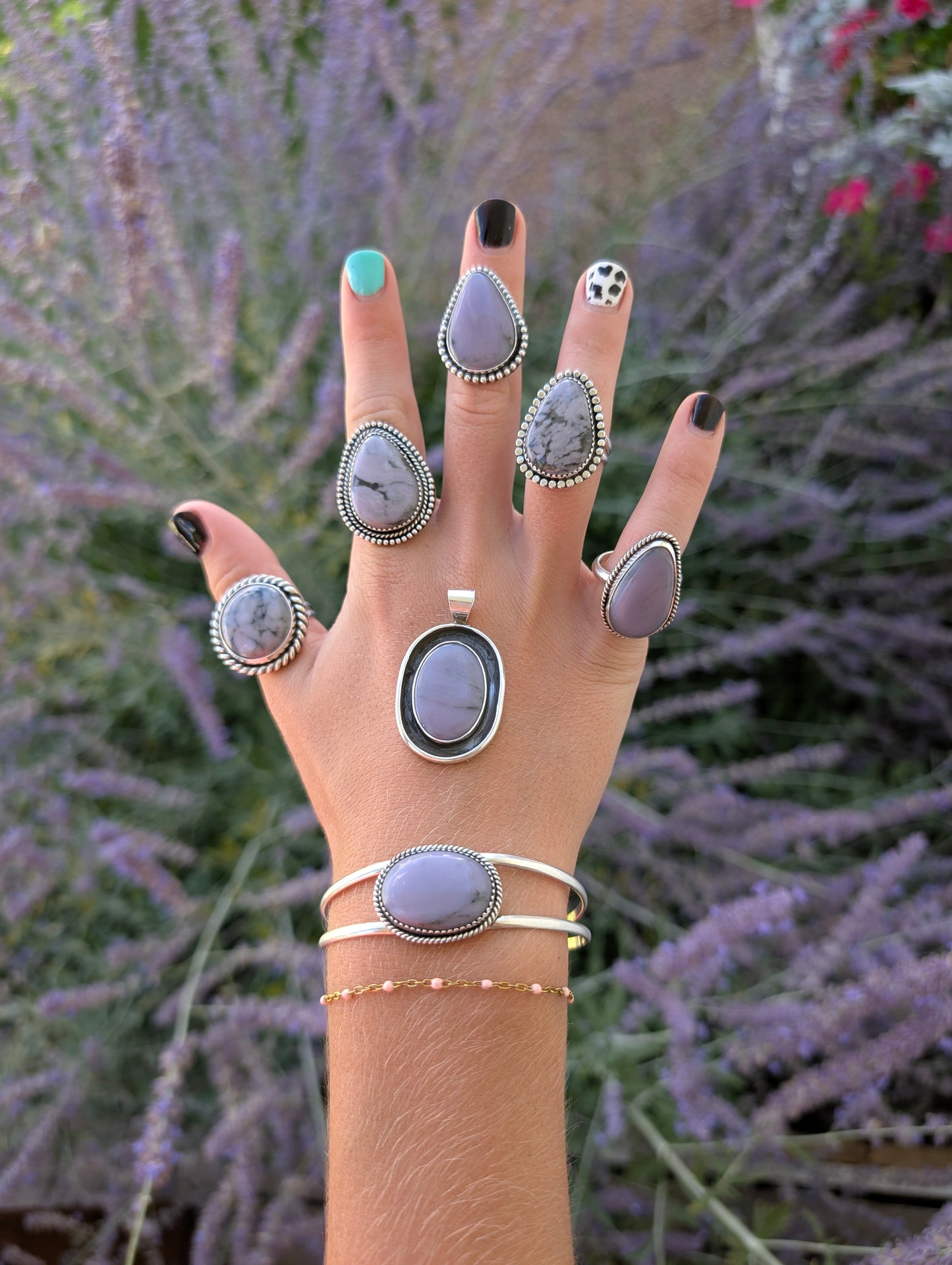 Morado Cuff