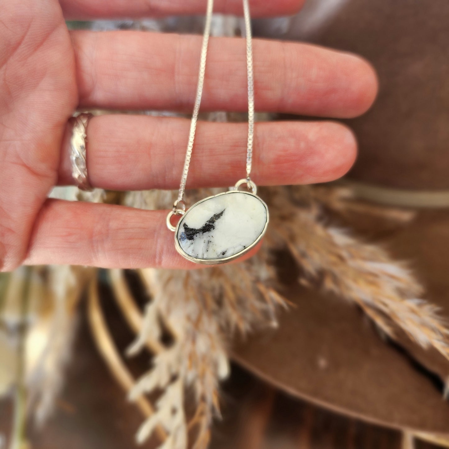 White Buffalo 16 in Necklace