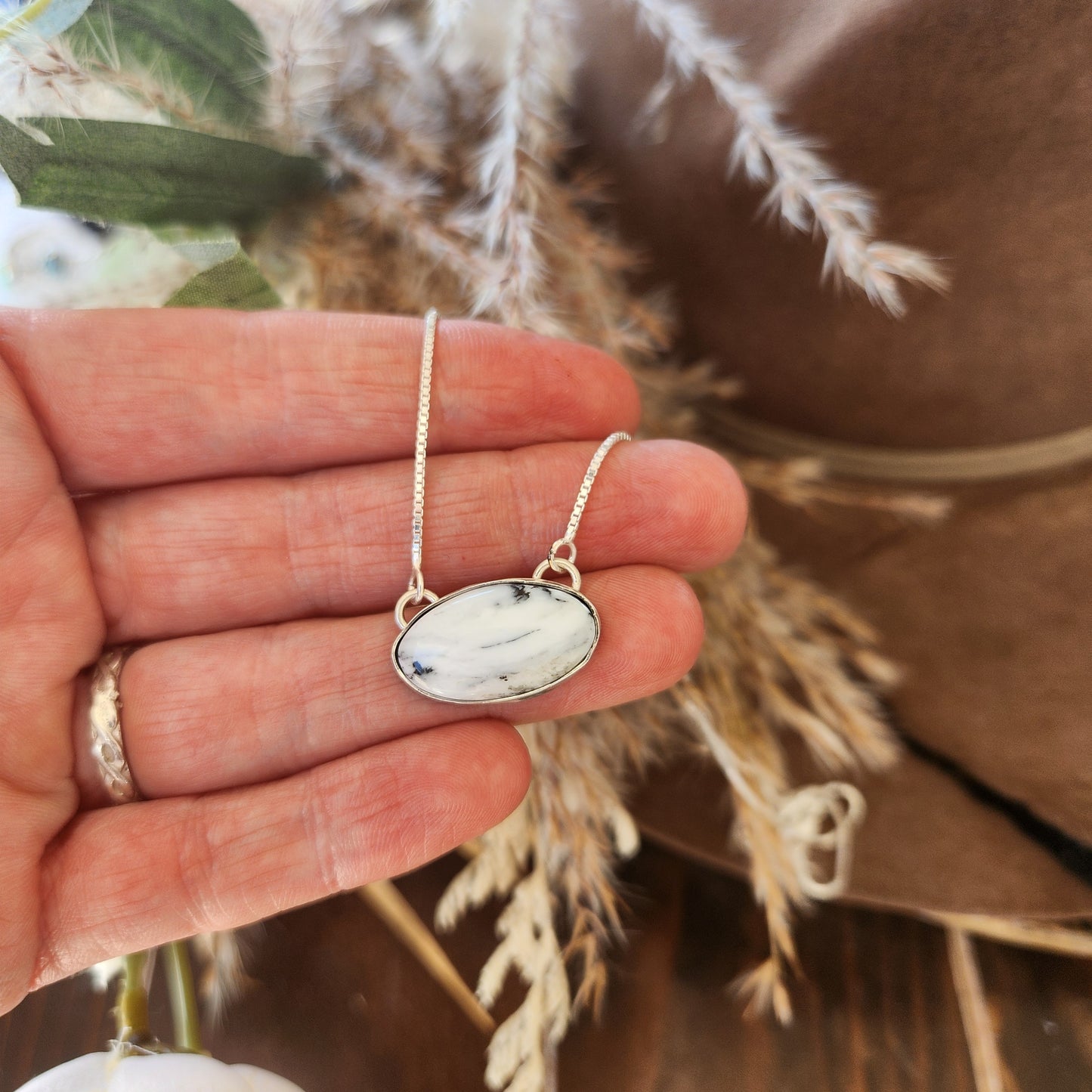 White Buffalo 16 in Necklace