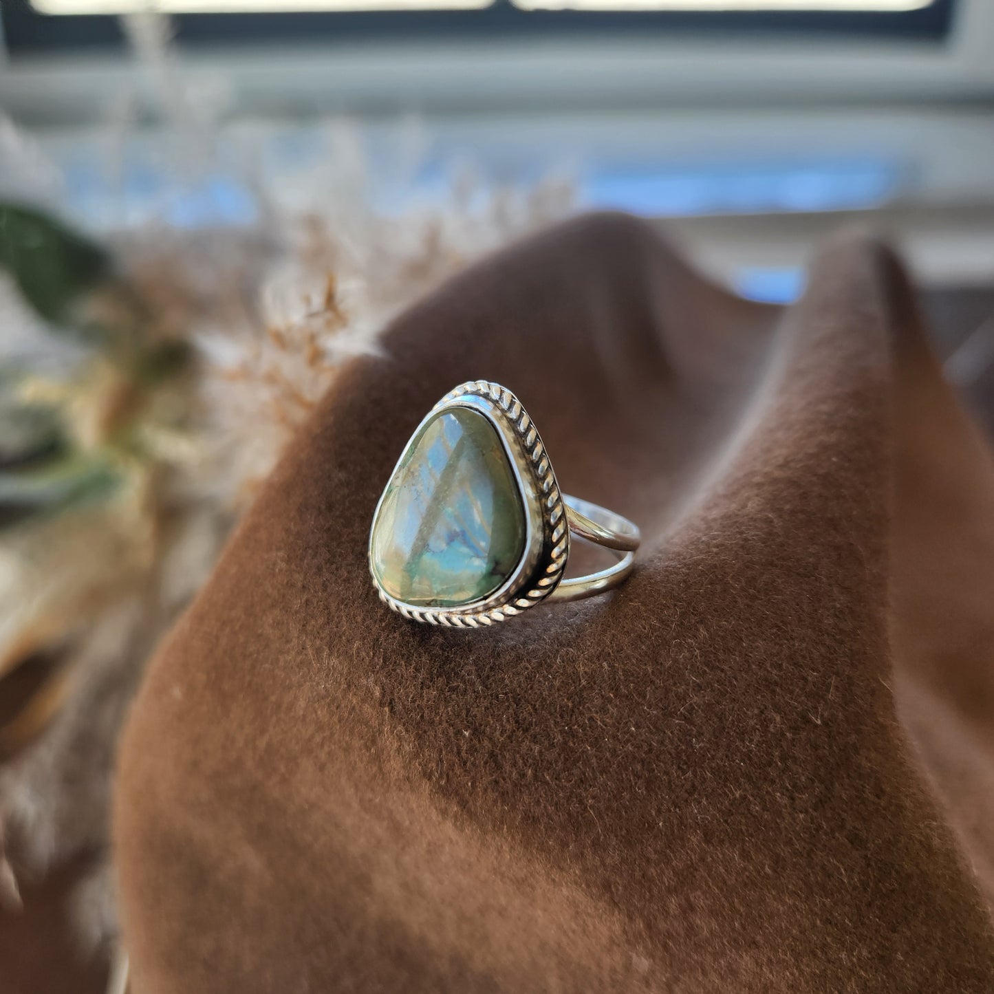 Turquoise Ring SZ 7.75