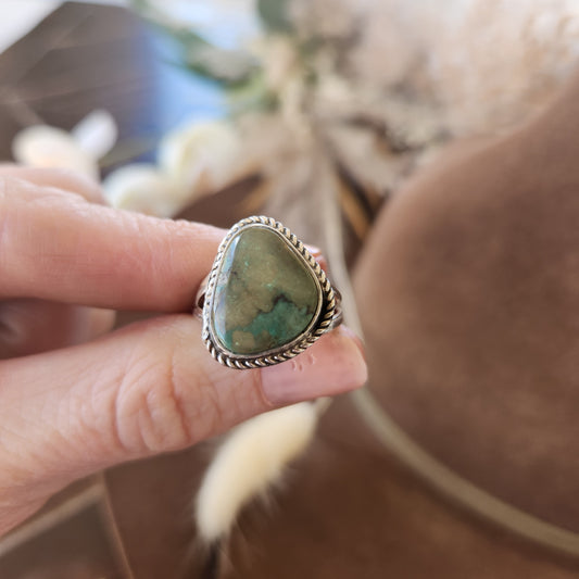 Turquoise Ring SZ 7.75