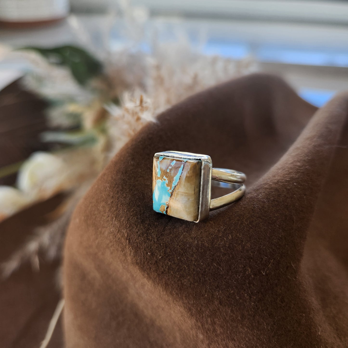 Ribbon Turquoise Ring SZ 8