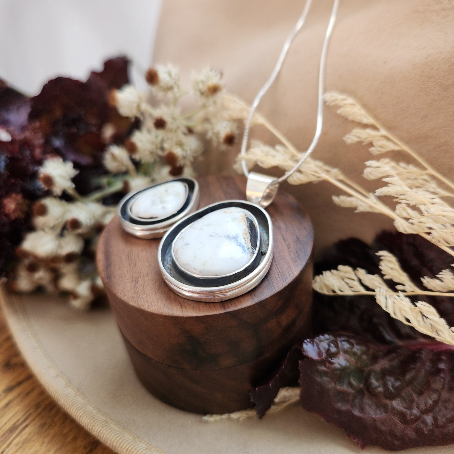 White Buffalo Ring and Necklace Set