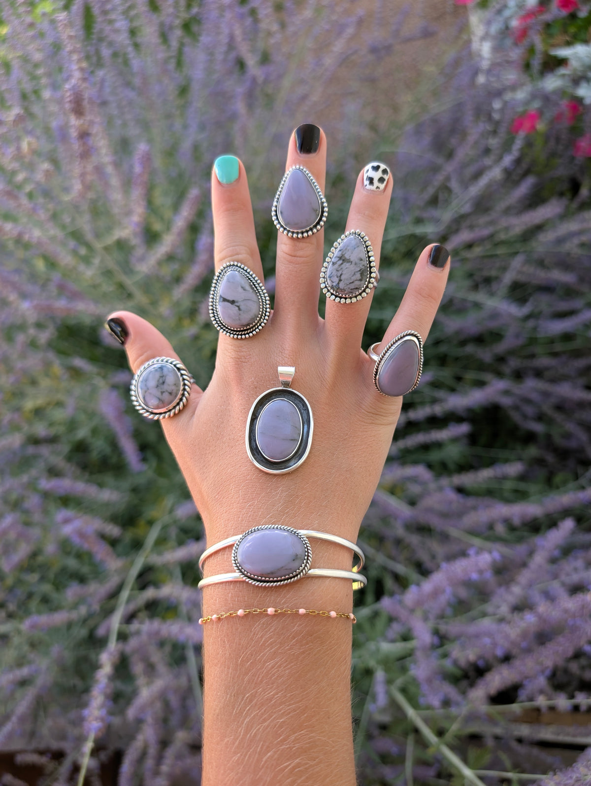 Morado Cuff