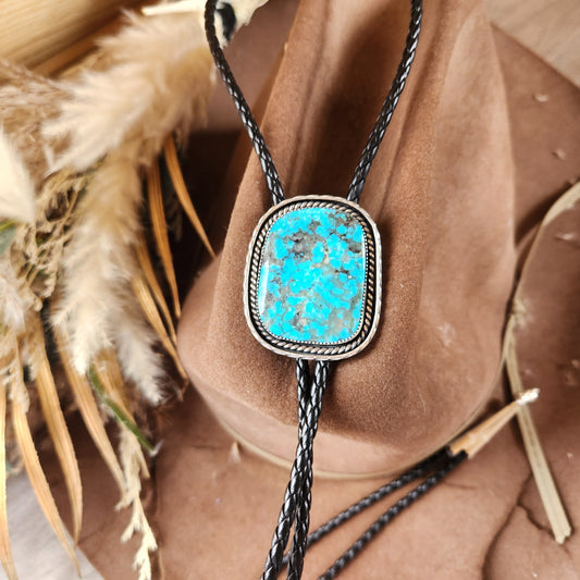 Kingman Turquoise Bolo