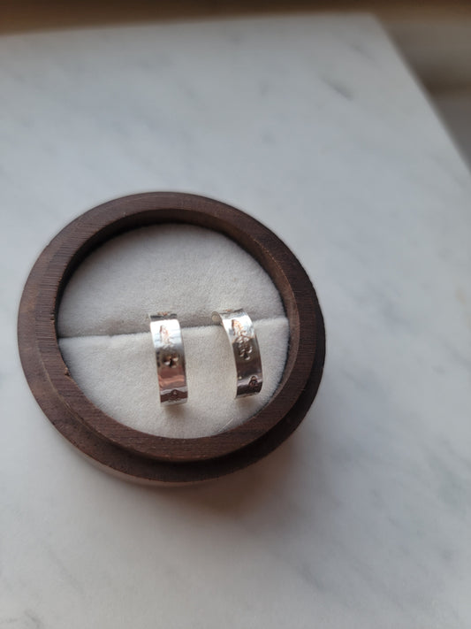 Open Ridge Hoop Earrings